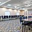 Holiday Inn Express & Suites Macon North By IHG