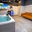 Lago Suites Hotel