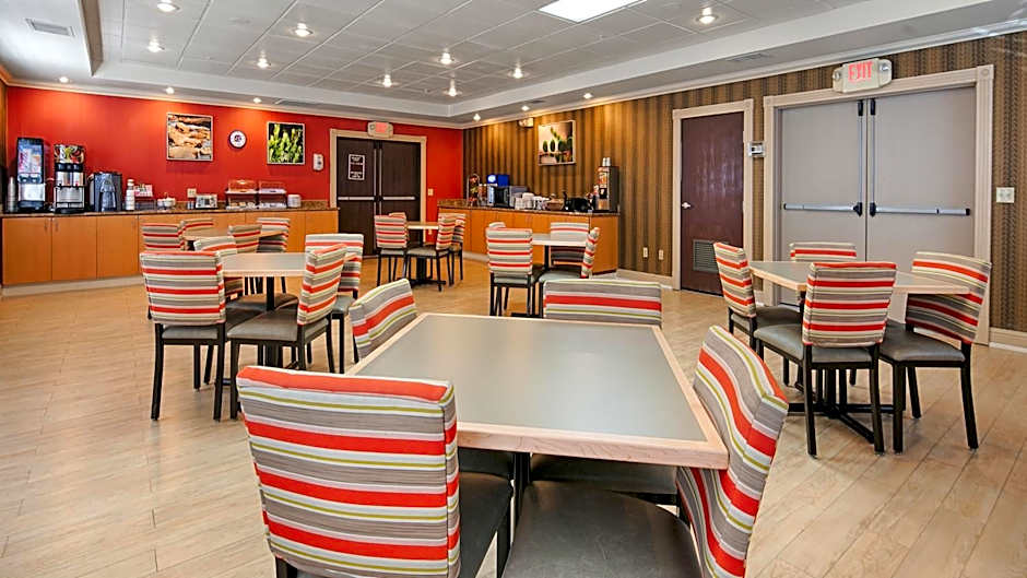 Best Western Plus Rama Inn