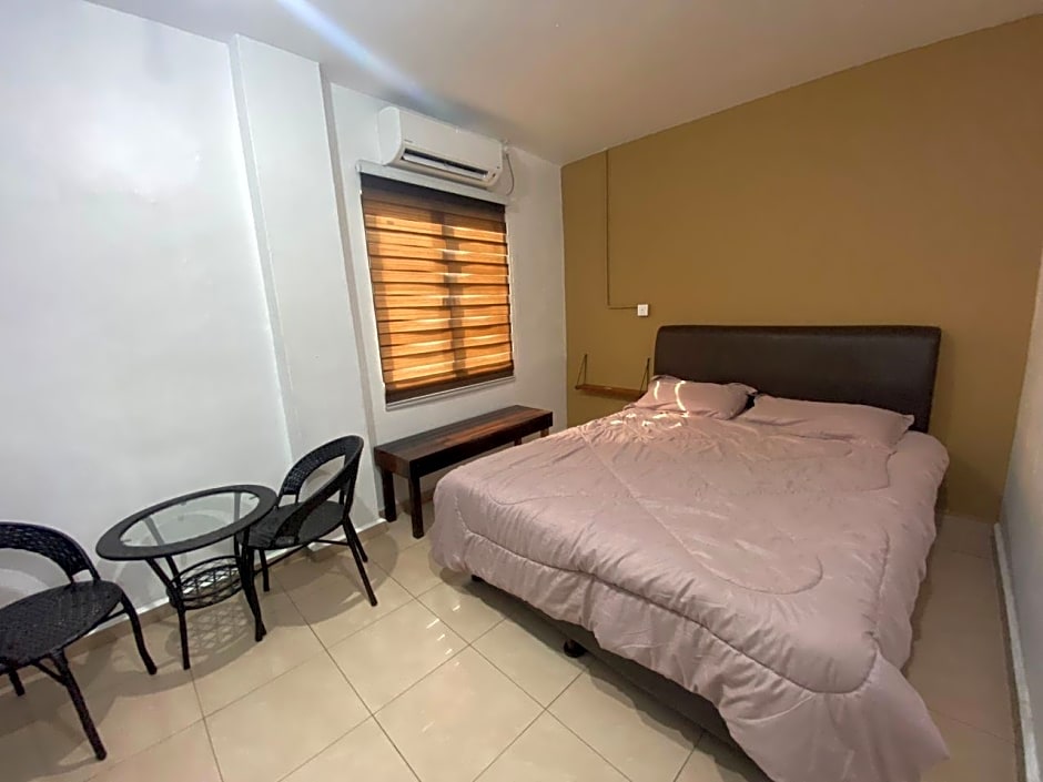 OYO 90857 Hotel Kong Jing