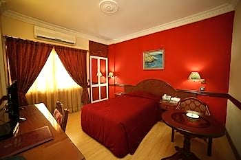 Awal Hotel