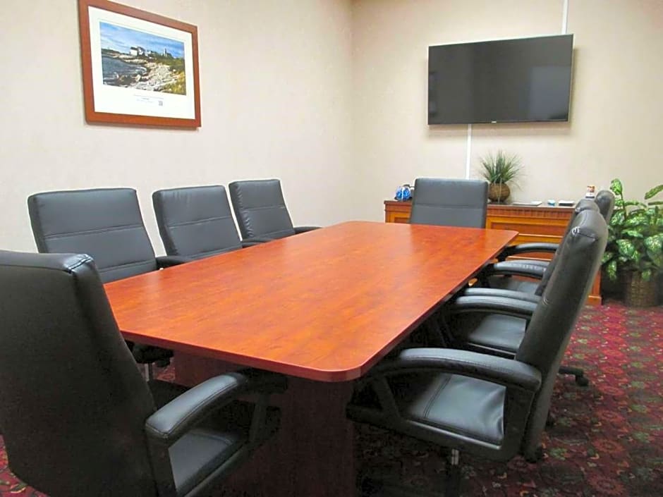 Best Western Plus Portsmouth Hotel & Suites