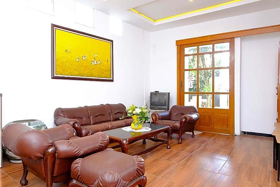 OYO 354 32 Residence