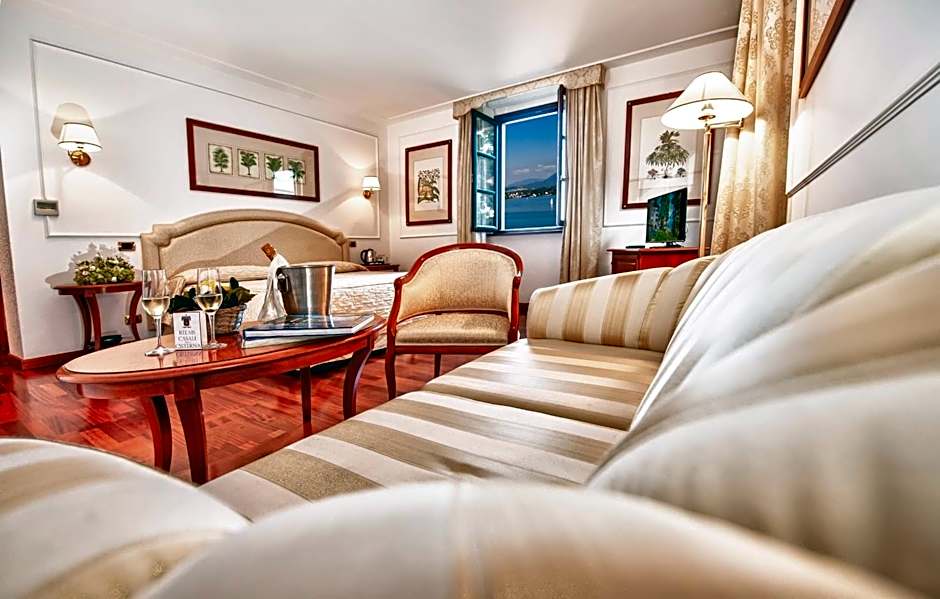 Relais Casali della Cisterna