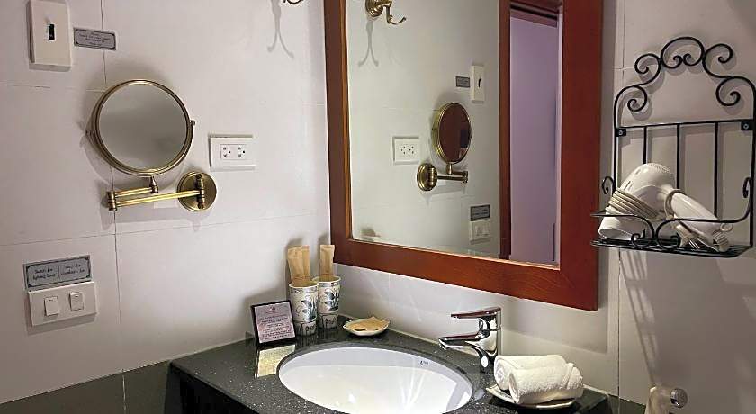 The Vancouver Hotel Ninh Binh