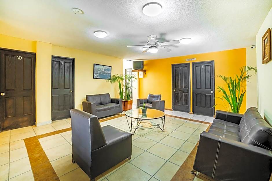 OYO Hotel Bugambilia San Luis Potosi