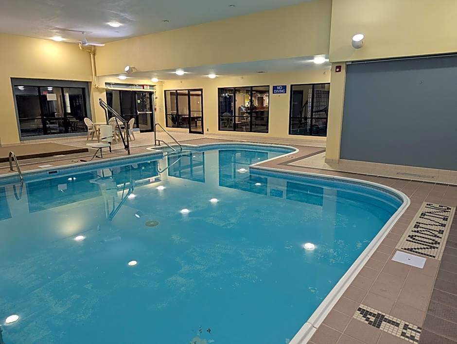 Days Inn by Wyndham Fargo