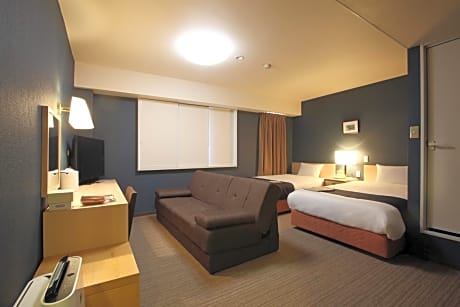 Standard Twin Room - Non-Smoking