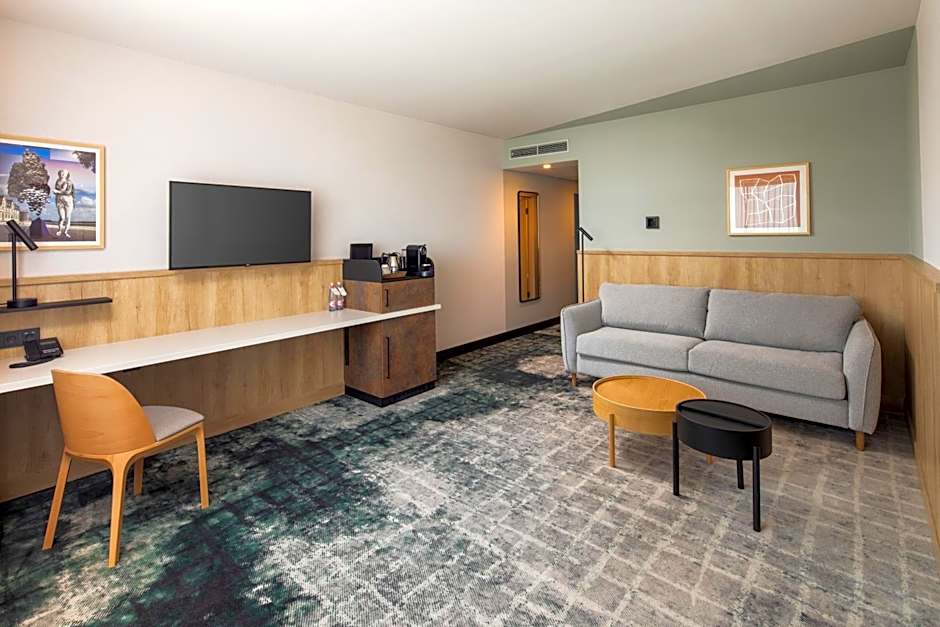 Crowne Plaza Budapest By IHG