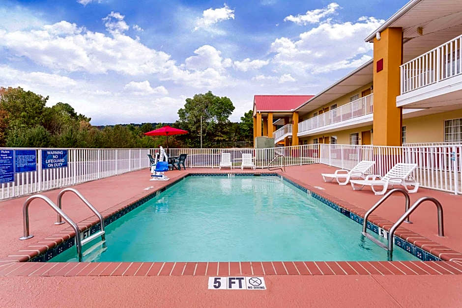 Days Inn by Wyndham Trenton