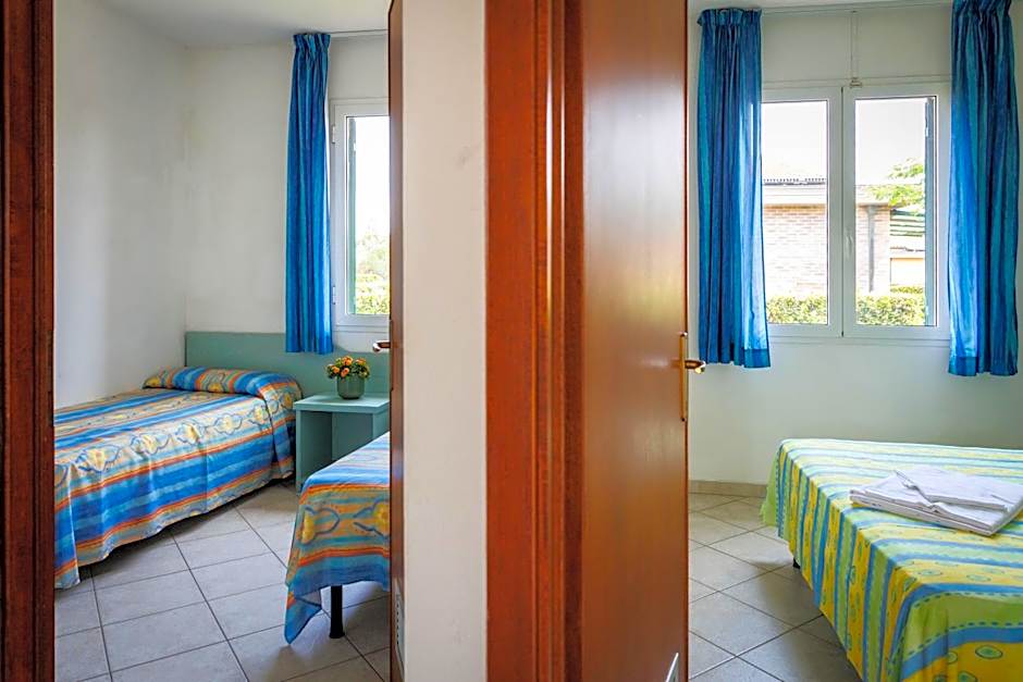 Villaggio Turistico La Cecinella