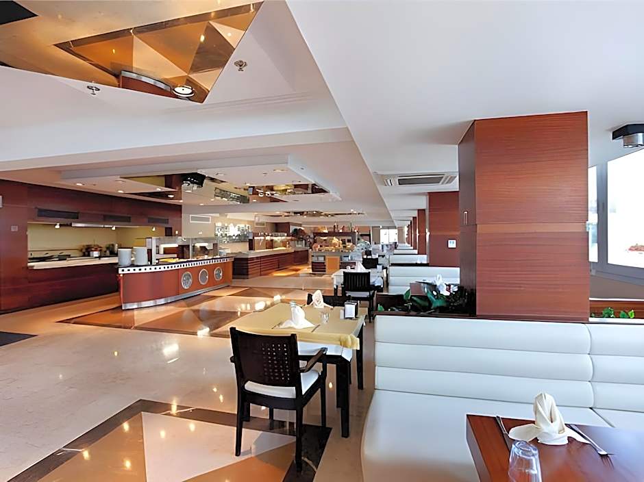 Royal Asarlik Beach Hotel - Ultra All Inclusive