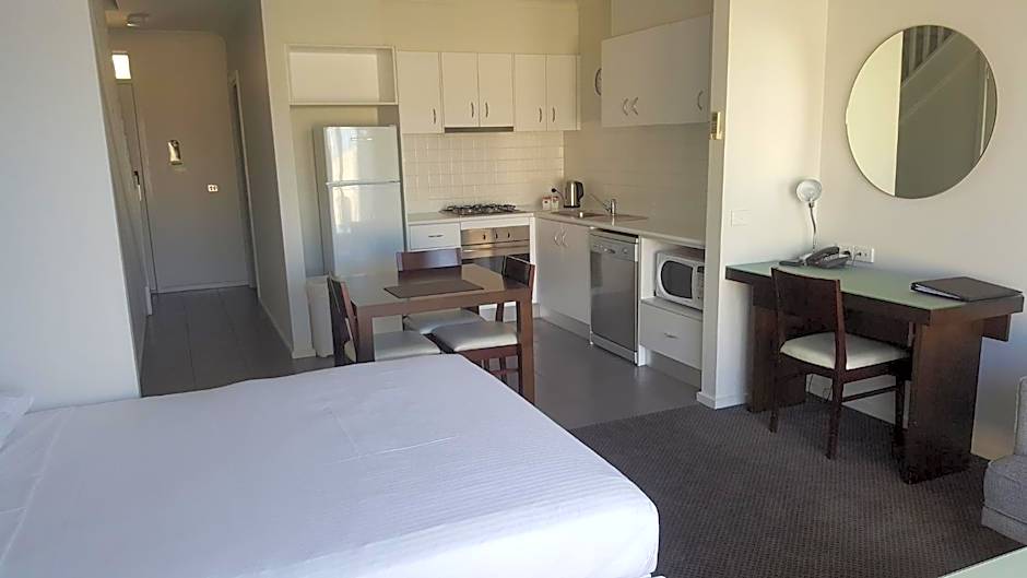 Photo 1 of 4 of Studio Apartment