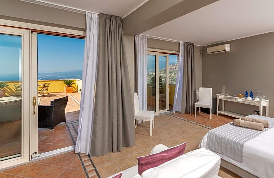 Villa Le Terrazze Charming Rooms