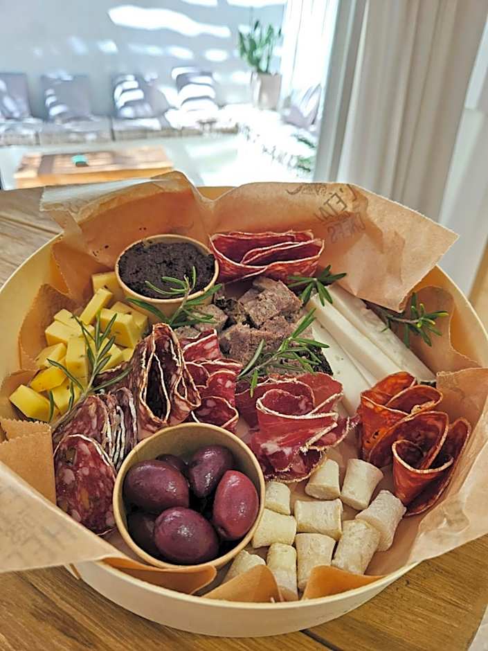 Le Clos des Délices - Love Room - Chambre avec spa, terrasse et parking privatif