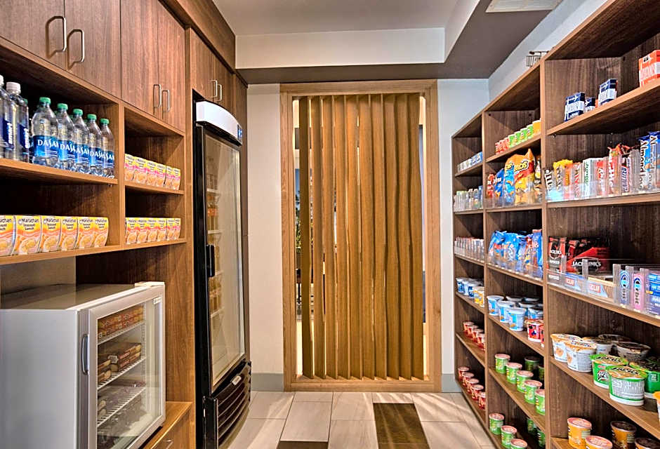 Holiday Inn Express & Suites Davis - University Area By IHG