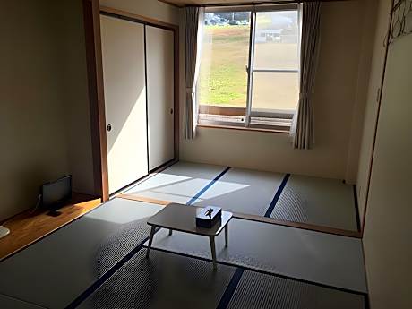 Japanese Style With Shared Bath