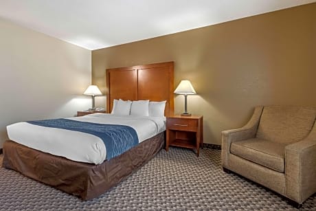 Queen Room - Accessible/Nonsmoking