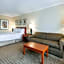 Allure Hotel & Conference Center