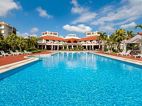 Resort Hotel Kume Island