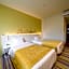 Ours Inn Hankyu