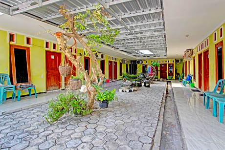 OYO 92998 Wiludjeng Guesthouse