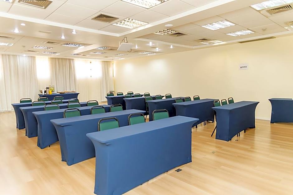 Hotel Golden Park Uberlandia By Nacional Inn