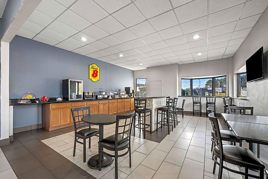 Super 8 by Wyndham Garysburg/Roanoke Rapids