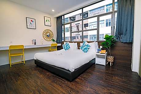 Swing & Pillows - Z Hotel Cyberjaya