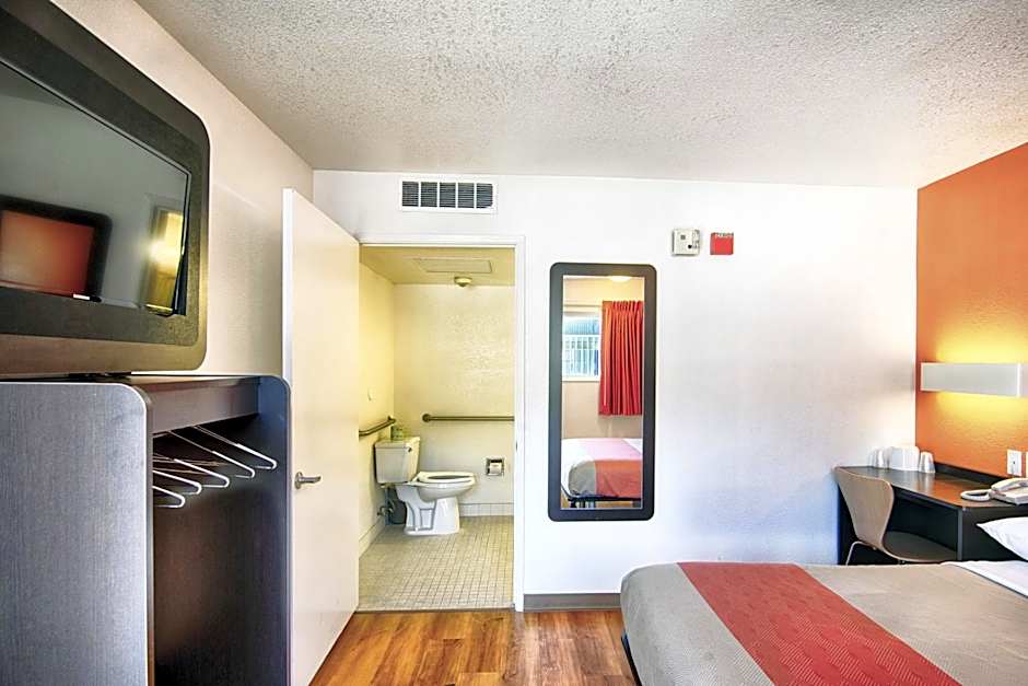 Motel 6-Mammoth Lakes, CA
