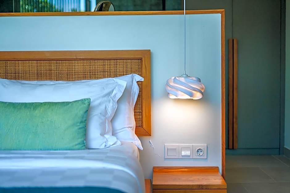 La Maison d'Ulysse - Luxury 4BR Villa Surrounded by Rice Paddies