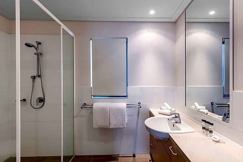 Oaks Broome Hotel
