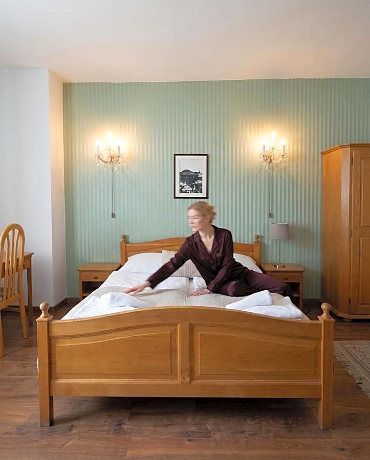 Hotel Salamander - Garni