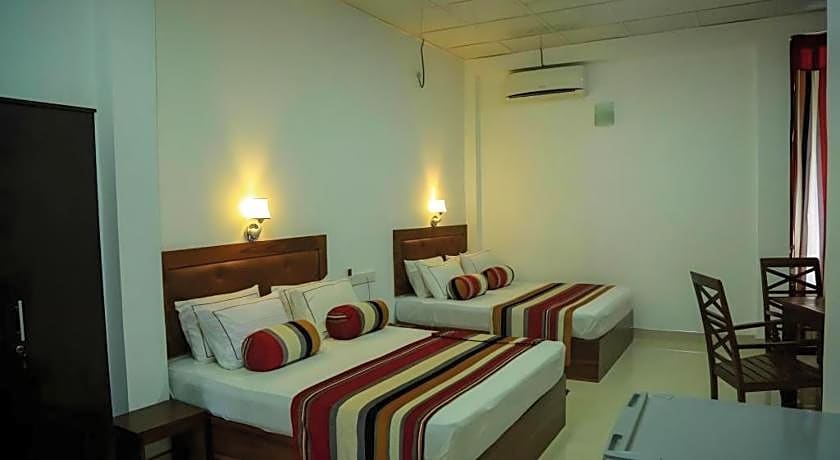 Hotel Moonstone