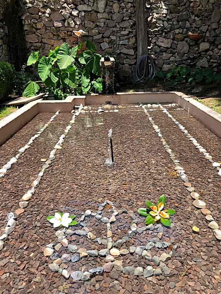 Magnolias Jardin & Boutique Suites