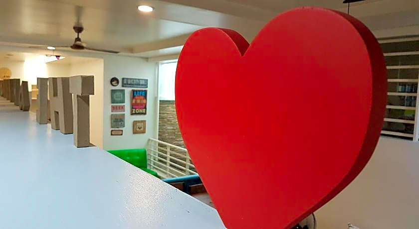 CROSSROADS HOSTEL MANILA