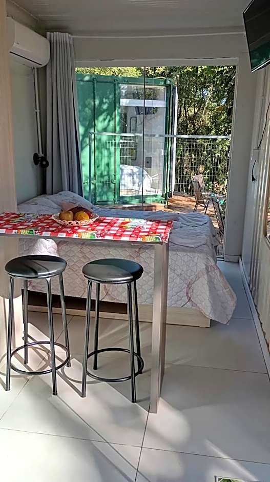 Pousada Jardim Encantado - Suítes em Container na cidade do Cristo Protetor - Encantado RS