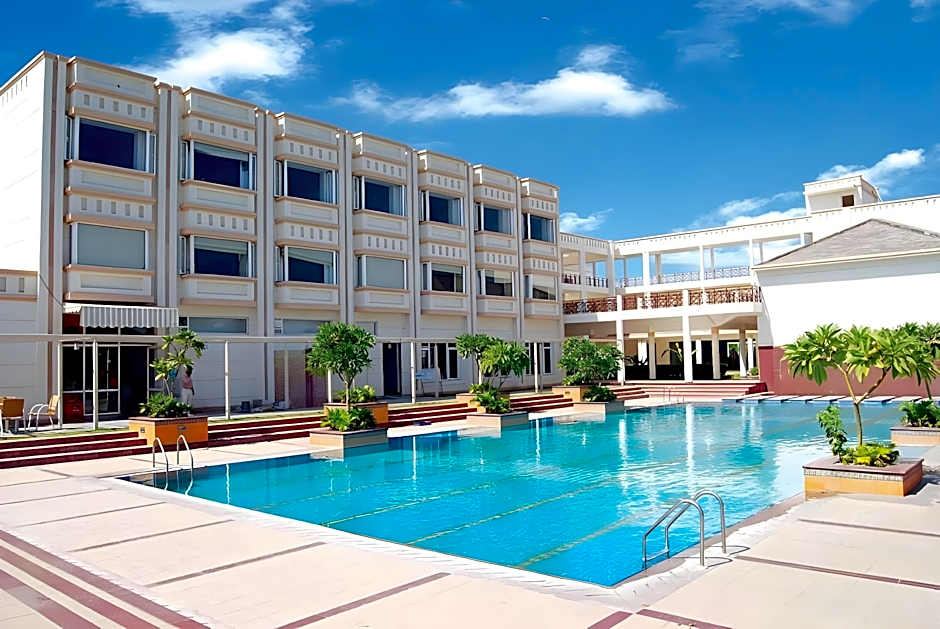 Treehouse Hotel Club & Spa, Bhiwadi