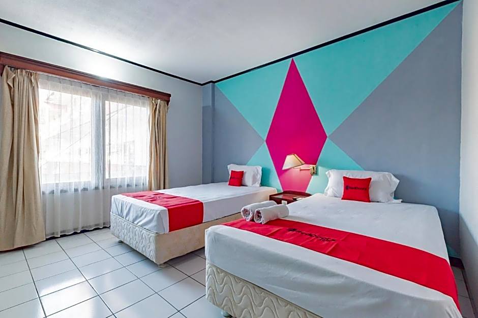 RedDoorz near Plaza Balikpapan
