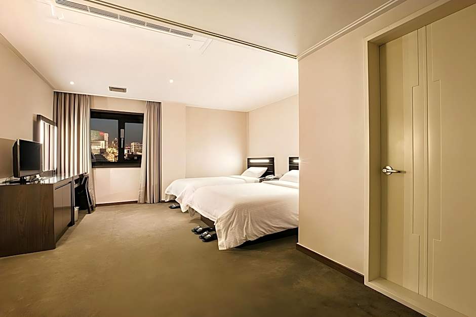Busan Tourist Hotel