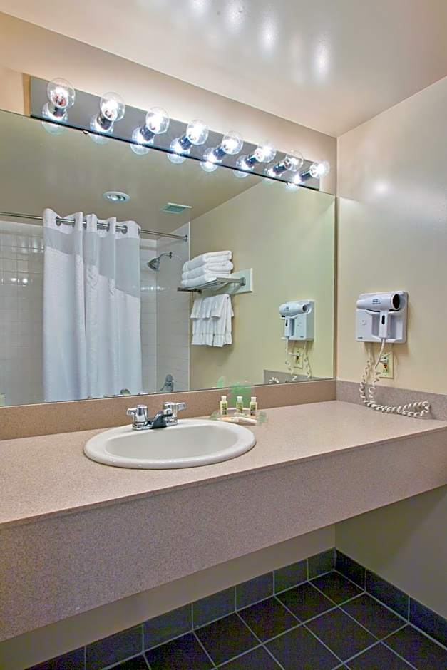 Days Inn by Wyndham Stephenville