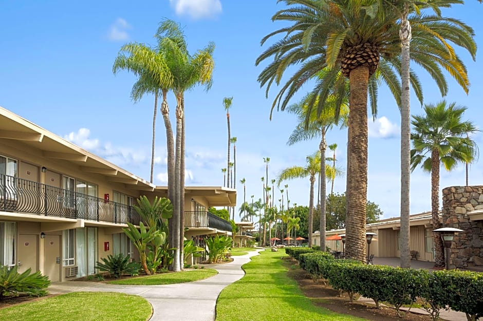 Ramada Conference Centr by Wyndham San Diego North