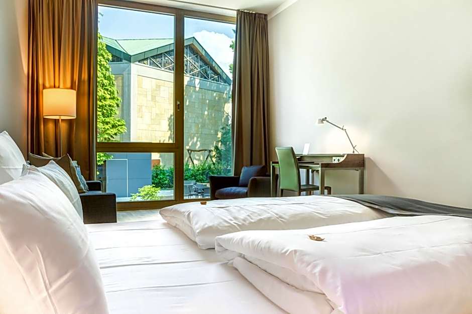 Qube Hotel Bergheim