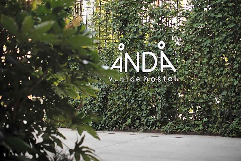 Anda Venice
