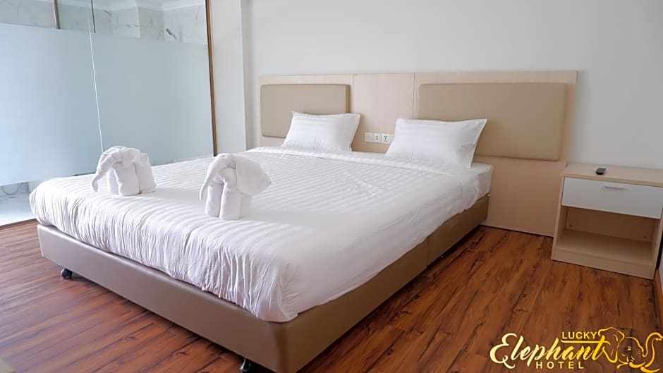 Lucky Elephant Hotel