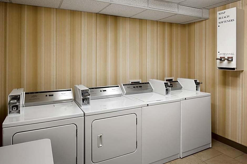 Country Inn & Suites by Radisson, Rossford - Toledo South