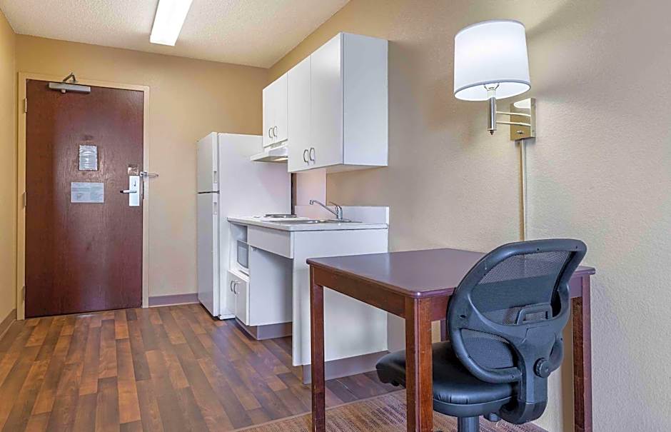 Extended Stay America Suites - Chicago - Romeoville - Bollingbrook