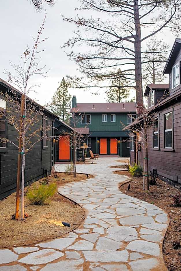 Noon Lodge