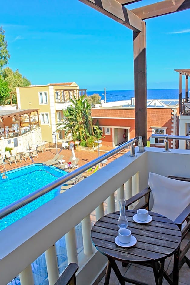 Porto Kalamaki Hotel