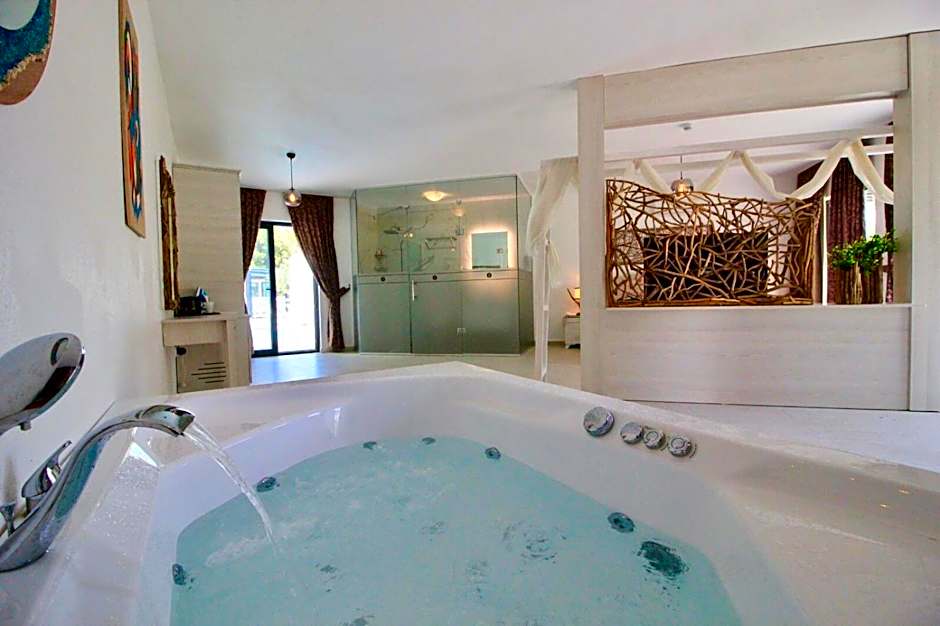 Z Exclusive Hotel and Villas